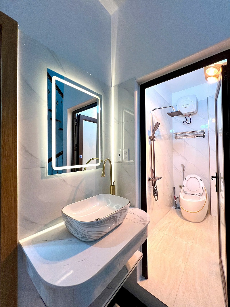 BÁN NHÀ SÂN CỔNG NGÕ 304 CHỢ HÀNG, LÊ CHÂN, HẢI PHÒNG